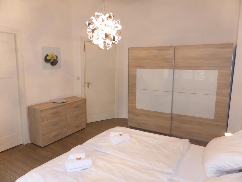 Apartments Dahlie & Nelke ベルリン 部屋 写真